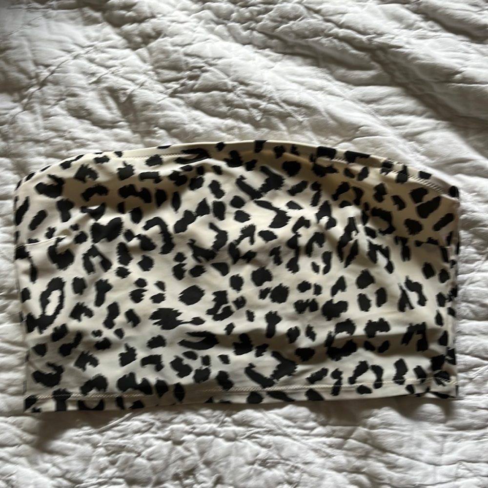 Leopard top
